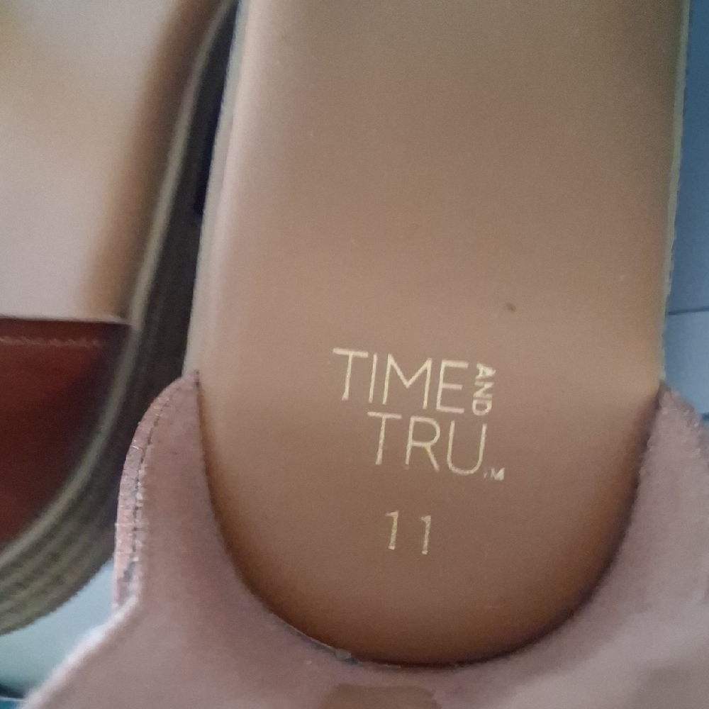 Time and Tru Brown Studded T-Strap Gladiator Sandals - Picture 7 of 7